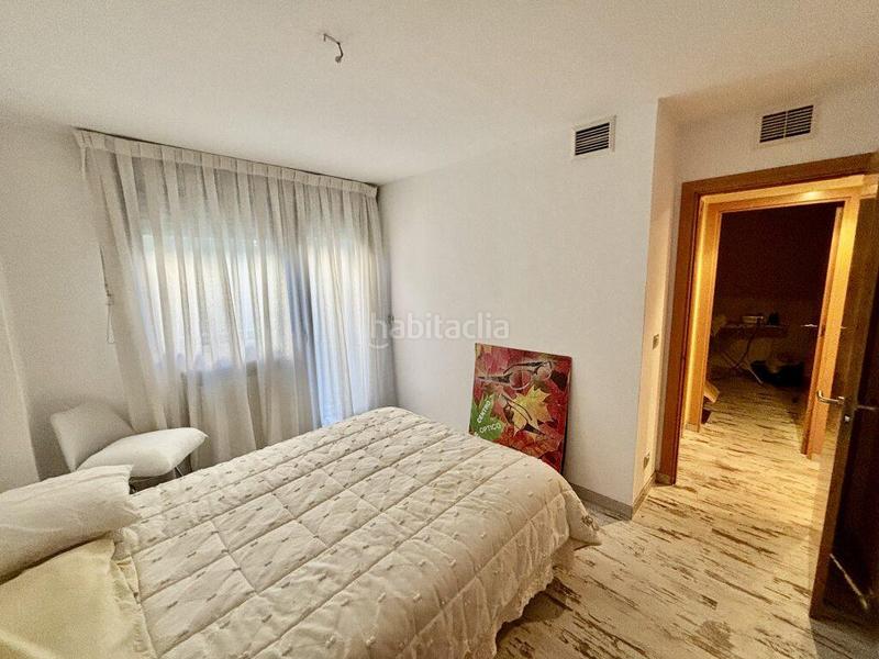 Foto 19154d0a-77b2-4b2c-90d2-cb5831130543. Dúplex amb calefacció aparcament a Ruiseñores Zaragoza