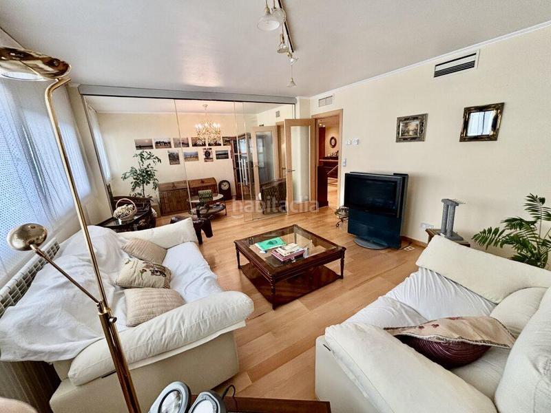 Foto 1a62021a-42d2-4b0a-9071-0539a0a4e08f. Dúplex amb calefacció aparcament a Ruiseñores Zaragoza