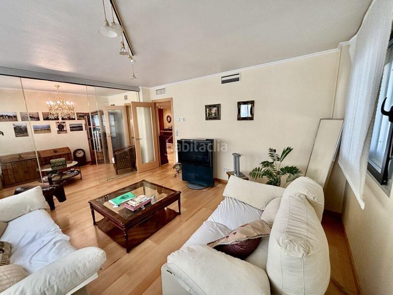 Foto 2e7f1e88-6755-4624-b309-847d5dd06943. Dúplex amb calefacció aparcament a Ruiseñores Zaragoza