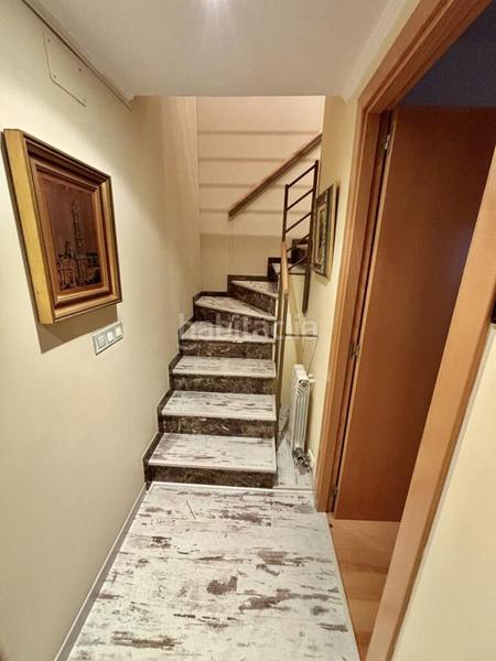 Foto 3e6688fe-8cea-411a-8aab-c523a73b014d. Dúplex amb calefacció aparcament a Ruiseñores Zaragoza