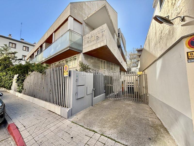 Foto 714201d2-88ba-4c30-8ddd-341c07fe0108. Dúplex amb calefacció aparcament a Ruiseñores Zaragoza