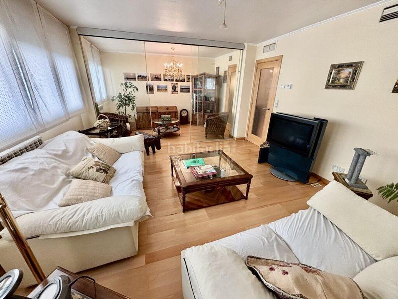 Foto ceeede7a-9b8c-407c-8fae-5d587a451513. Dúplex amb calefacció aparcament a Ruiseñores Zaragoza