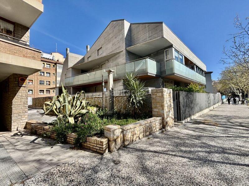 Foto f1a94a1d-ad9e-4b70-8a7b-41fa20301f72. Dúplex amb calefacció aparcament a Ruiseñores Zaragoza