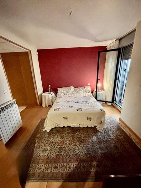 Foto fba9cf5d-ee65-4444-80ed-6d2f7ee3f78b. Dúplex amb calefacció aparcament a Ruiseñores Zaragoza