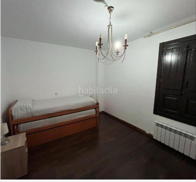 Foto a8b46fdd-ed66-48ac-933d-f8601a12706d. Erdgeschoss mit heizung parking in Poblaciones Sur Jaca
