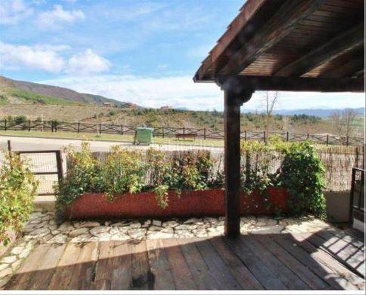 Foto 8a9cd518-513b-46ec-bc80-2772f9fa4f57. Planta baja en Poblaciones Sur Jaca