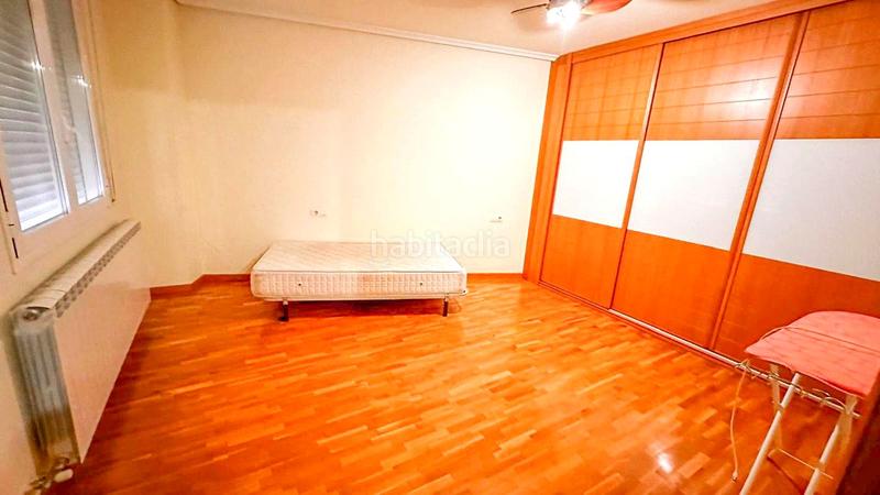 Foto 3f69f89b-e886-43bb-b656-c3518ac36a41. Casa con riscaldamento parcheggio in Albelda de Iregua