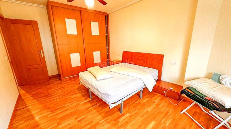 Foto 487b3d5c-6d00-48e3-8745-eb8d94314b0e. Casa con riscaldamento parcheggio in Albelda de Iregua