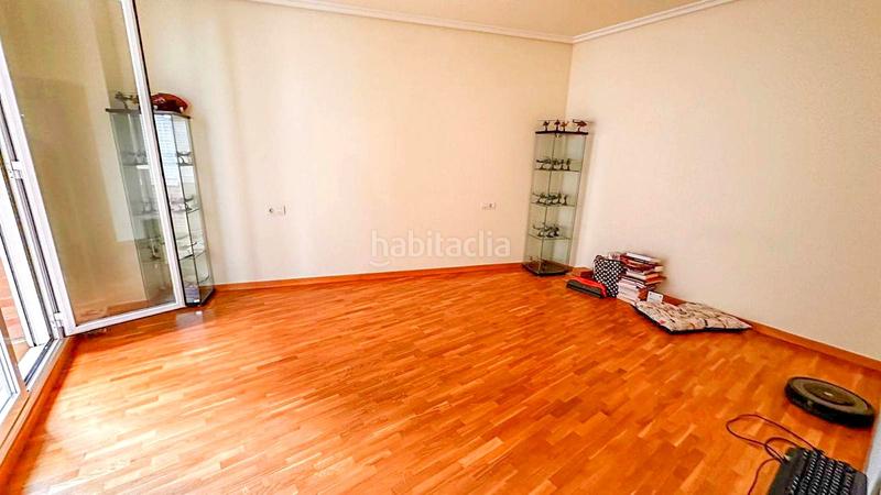 Foto b73fd66a-8f32-45bb-aeb5-e3e8801db6ec. Casa con riscaldamento parcheggio in Albelda de Iregua