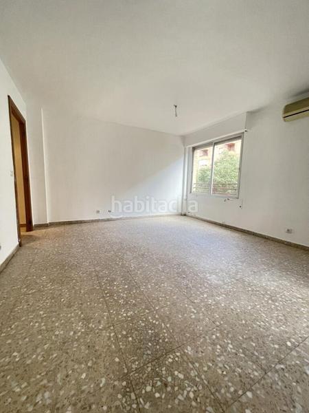 Foto 2ef2635f-d59c-4fc2-82fd-c8811eb3d098. Etagenwohnung mit heizung in Parque de los Cineastas Zaragoza