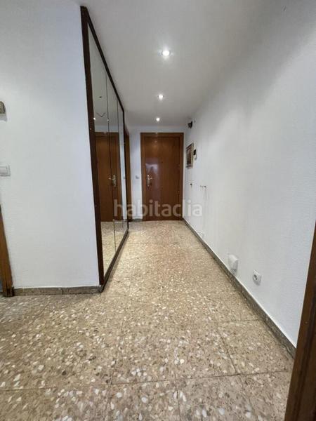 Foto d55e18c6-5f9b-4b25-9cca-ed46aadf77d0. Etagenwohnung mit heizung in Parque de los Cineastas Zaragoza