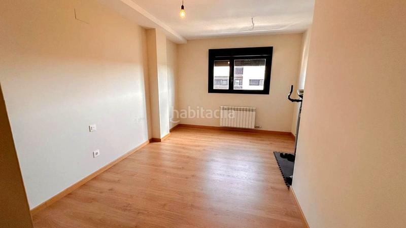 Foto 890b1863-10f6-41f3-9f90-83ee59a884af. Piso  en venta en La Cava - Fardachón Logroño