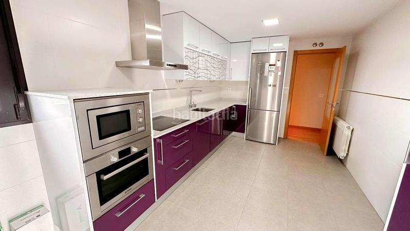 Foto 8ca0930b-2641-47fc-b88d-3b4aaa287f34. Piso  en venta en La Cava - Fardachón Logroño
