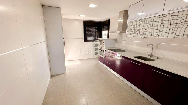 Foto b6c72e88-a737-47a4-8fea-661960578e88. Piso  en venta en La Cava - Fardachón Logroño