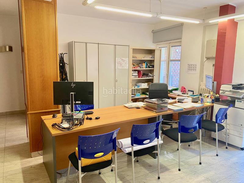 Foto 367a141f-2d0b-4323-b04f-ee68c66ed8da. Rent office space with heating in Paseo Sagasta Zaragoza