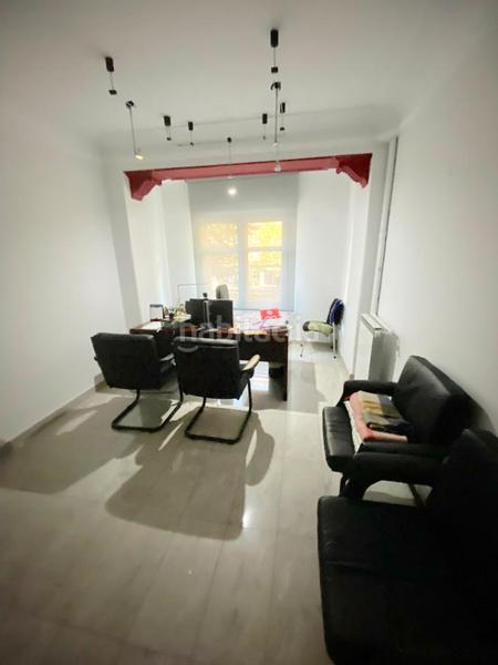 Foto 5365f629-8312-4e75-a234-b2ab82f5a164. Rent office space with heating in Paseo Sagasta Zaragoza
