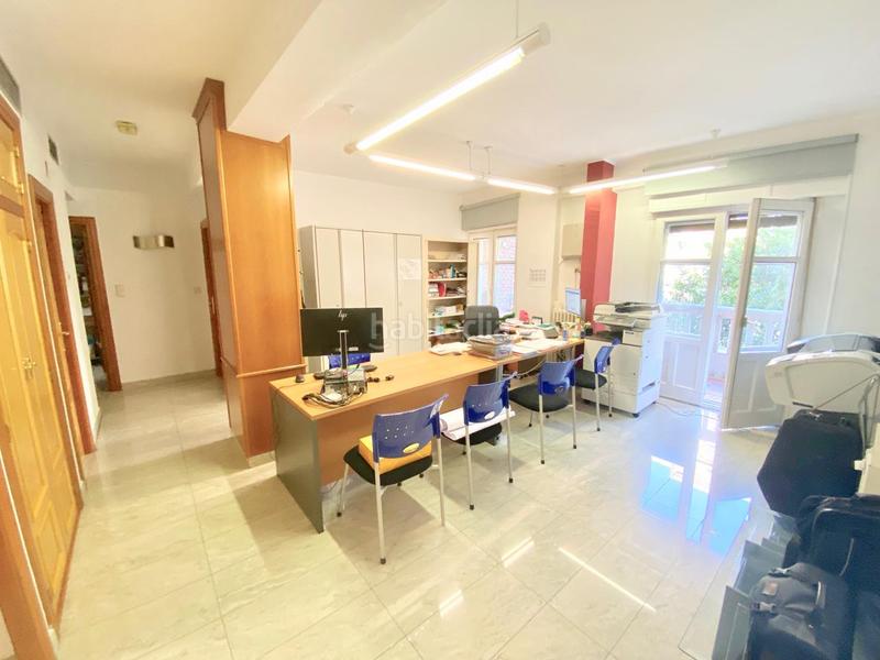 Foto 9721f634-9e0d-4cb8-a7be-a90d1e2c2ff4. Rent office space with heating in Paseo Sagasta Zaragoza