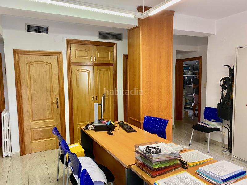 Foto c374bcd0-eeaf-4459-b111-b380bca558cb. Rent office space with heating in Paseo Sagasta Zaragoza