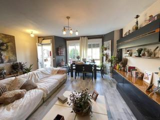Haus  Río ebro. Chalet en calle rio ebro, maria de huerva