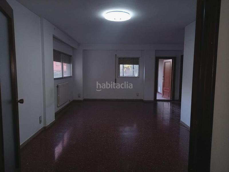 Foto 08036c1a-8ec9-45c7-aad4-5328a46bc1b5. Flat with heating parking in La Bozada - Parque Delicias Zaragoza