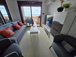 Pis  Carrer de l'argentina. Vive con vistas al mar y al castillo  apartamento con terraza a