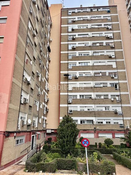 Foto 1df3d507-b41c-4bb6-8432-71b5b445aee9. Planta baixa amb calefacció a Barrio Jesús Zaragoza