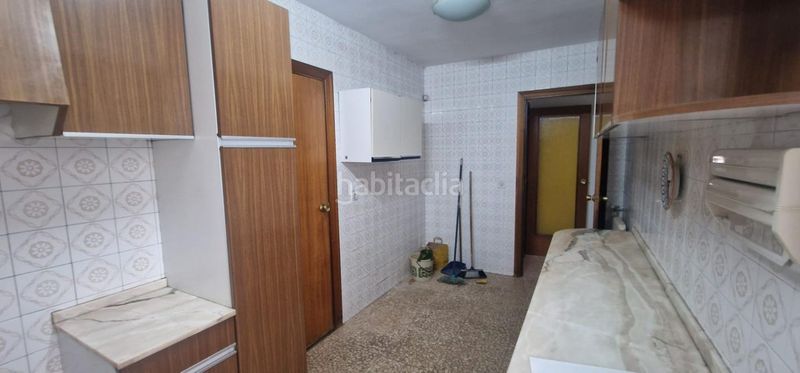 Foto a87edee8-cb5c-4527-a7d8-7ed5044fcca0. Pis amb calefacció aparcament a Ciudad Jardín - Parque Roma Zaragoza