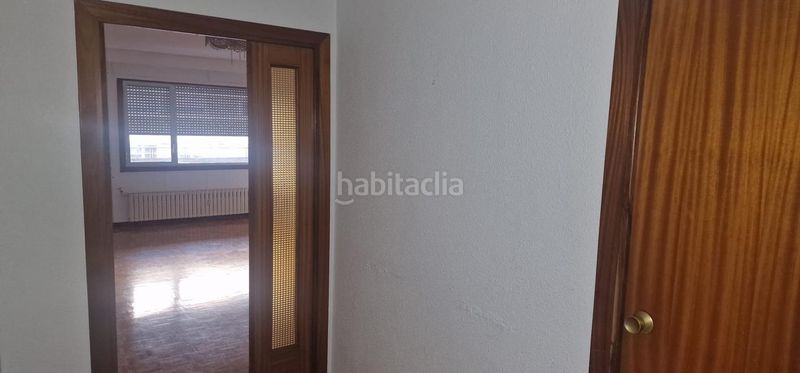 Foto d485ca80-5e8a-491e-b7bc-ea00bd195c1b. Pis amb calefacció aparcament a Ciudad Jardín - Parque Roma Zaragoza