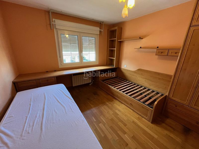 Foto ac069c8b-e639-4059-ae96-8f9d5acc38a3. Casa adossada amb calefacció aparcament a Montecanal Zaragoza