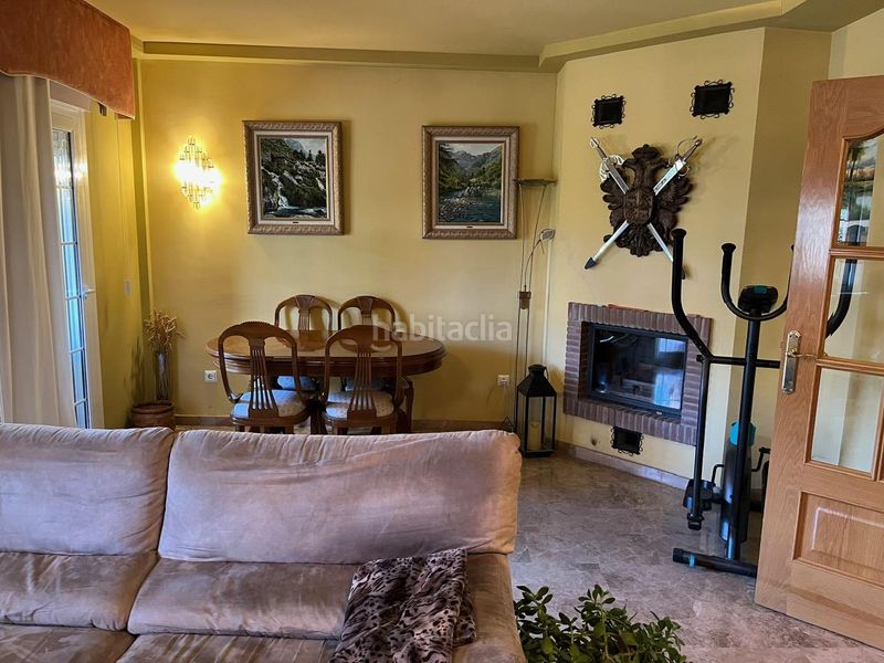 Foto fd789f86-b41b-4ff3-a7fc-e5a9fe72d48a. Casa adossada amb calefacció aparcament a Montecanal Zaragoza