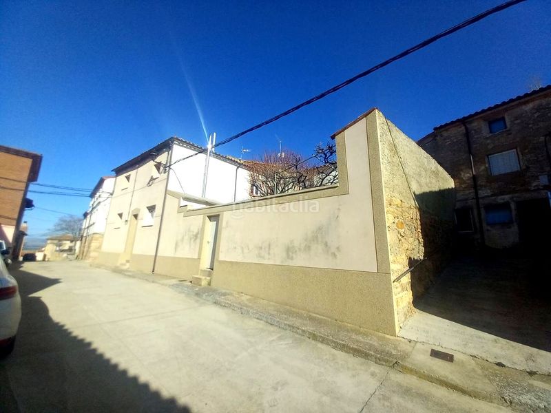 Foto 9ca1afdc-1b8e-4a54-9376-a36008f835e5. Casa a real 26 a Ólvega