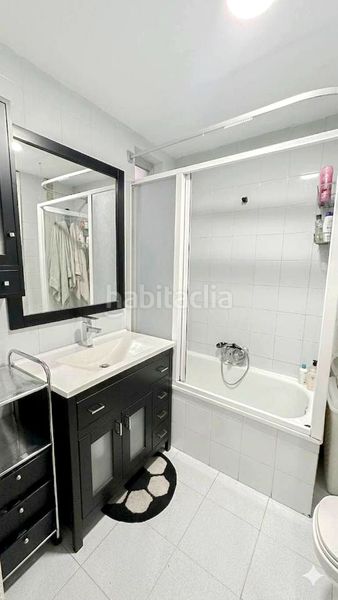 Foto d2f87178-81bb-4bbd-ba2d-576dd46b358d. Pis amb calefacció aparcament a Universidad Logroño