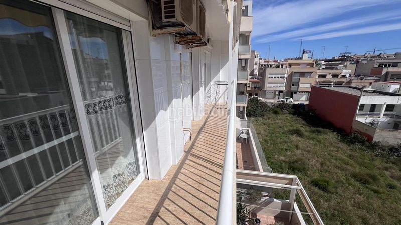 Foto c900c29f-a1ef-470e-b5a6-1d251b292440. Casa amb aparcament a Papa Luna - Platja del Gurugú Benicarló