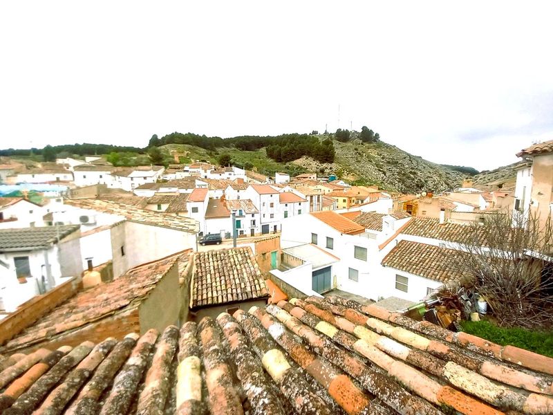 Foto e36e822d-f919-475d-8dcf-7ea1940ffba9. Casa a olmo 14 a Aguilón