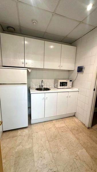 Foto 01b93a40-7ffa-4e8f-a3ce-9531eb15ff2f. Local comercial a Jesuitas Logroño