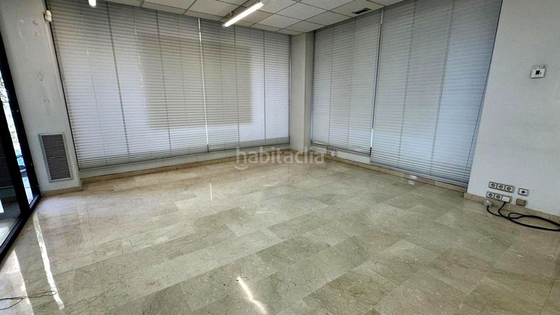 Foto 88cb810d-9691-45f0-bcb0-67005506c3c2. Local comercial a Jesuitas Logroño