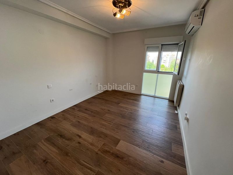 Foto 075196ee-4d08-44f9-b255-03d8a1f4e080. Pis amb calefacció aparcament a Parque Palomar - Bombarda Zaragoza
