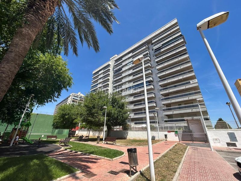 Foto 450b6a0d-b3cc-4a43-b779-318019afbcd7. Pis amb aparcament piscina a Playa Morros de Gos Oropesa del Mar