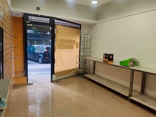 Local Comercial  Calle padre claret. Local en venta