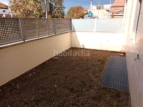 Foto 70ef7735-78fc-4021-bb5e-135a4f6d6779. Semi detached house with heating parking in Entrena