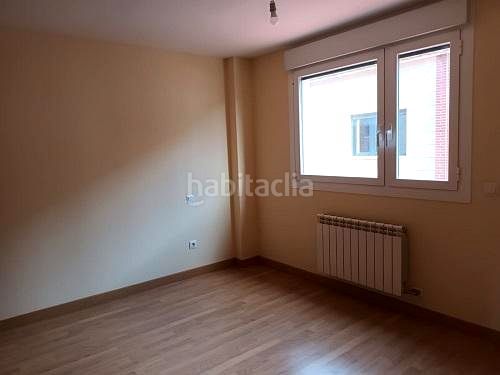 Foto 811e8b7e-ff1e-43fb-9836-ea0b151d7e85. Semi detached house with heating parking in Entrena