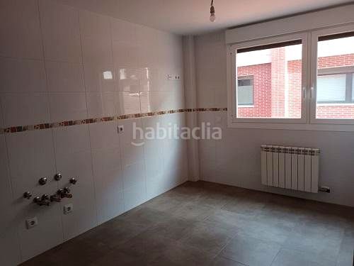 Foto 94958815-333b-4843-a502-ffba06349678. Semi detached house with heating parking in Entrena