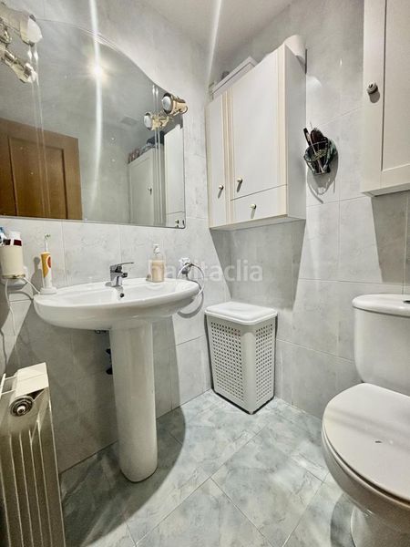 Foto b2afa2a6-c326-48f8-a8c4-0d1486c1a93a. Casa adossada amb calefacció aparcament a Pastriz