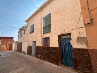 Casa a Vera de Moncayo. Casa de pueblo en vera del moncayo con terraza grande y garaje