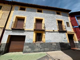 Casa a Torralba de Ribota. Casa grande bien conservada en torralba de ribota(cerca calatayu