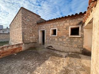 Casa a Sariñena. Casa de planta baja-reformar-jardin-en la cartuja de monegros