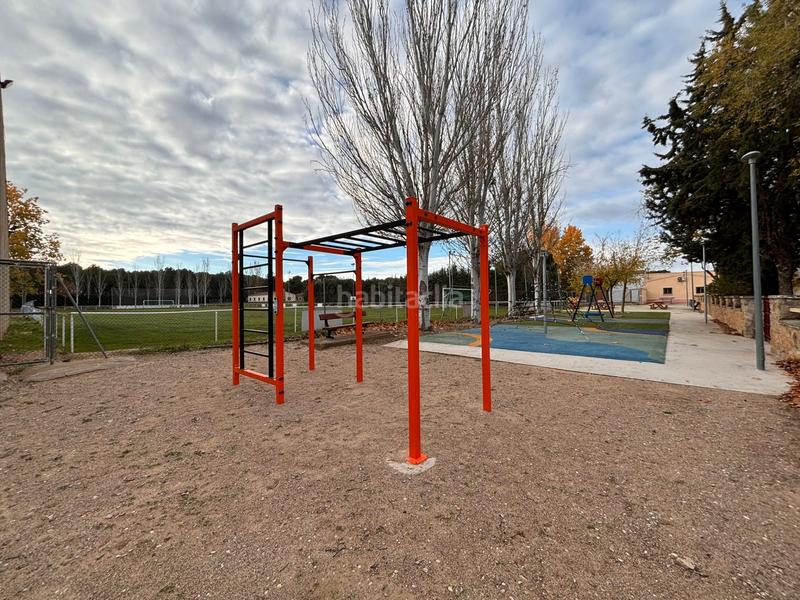 Foto 927aa13f-7293-410c-8833-12673ebb4599. Casa amb aparcament a Sariñena