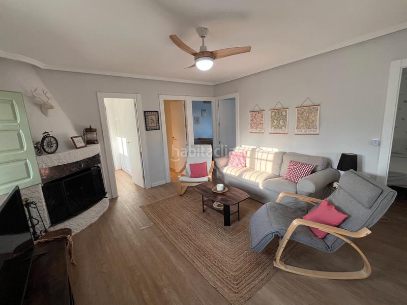 Foto d714c5c2-e56e-4ffa-be26-f7d0eee3cdda. Xalet amb xemeneia calefacció piscina a Osera de Ebro