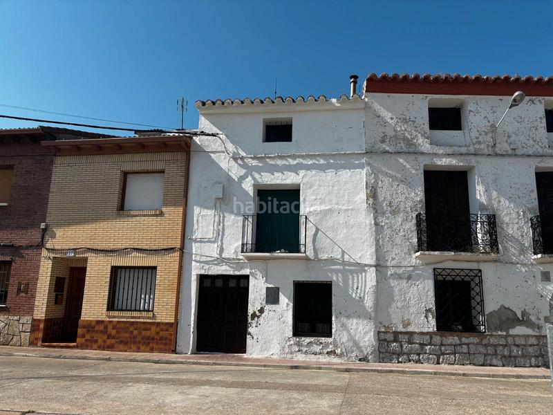 Foto 02fb286b-5aea-49f6-88e5-a9e90c22cdc6. Casa amb xemeneia aparcament a Valfarta