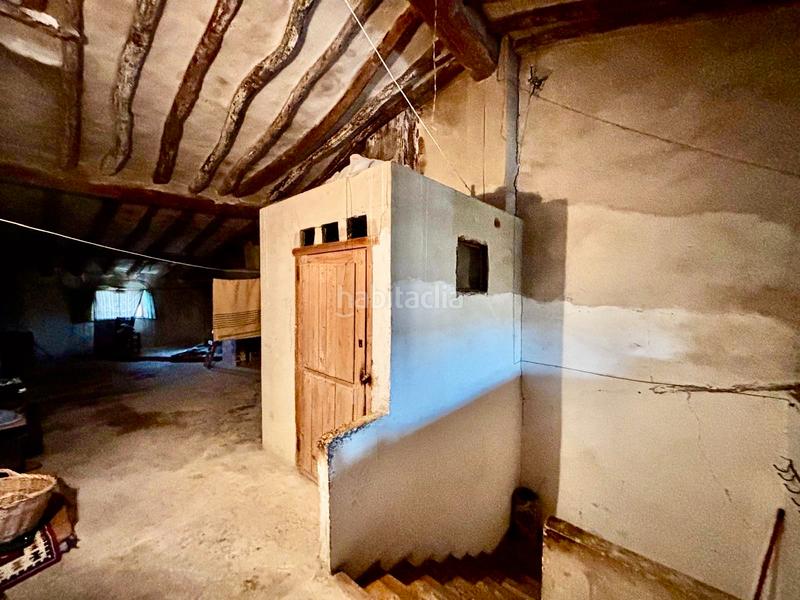 Foto 89a41bb6-873c-4464-a579-547a37428e74. Casa amb xemeneia aparcament a Valfarta